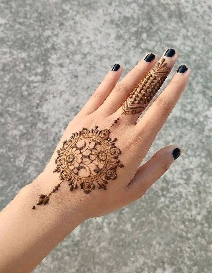 back hand gol tikki mehndi back hand gol tikki mehndi