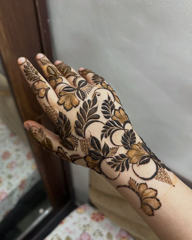 back hand mehndi with initials back hand mehndi with initials