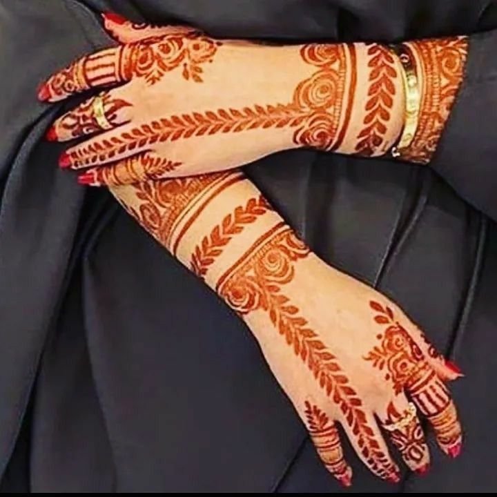 bold outline back mehndi bold outline back mehndi