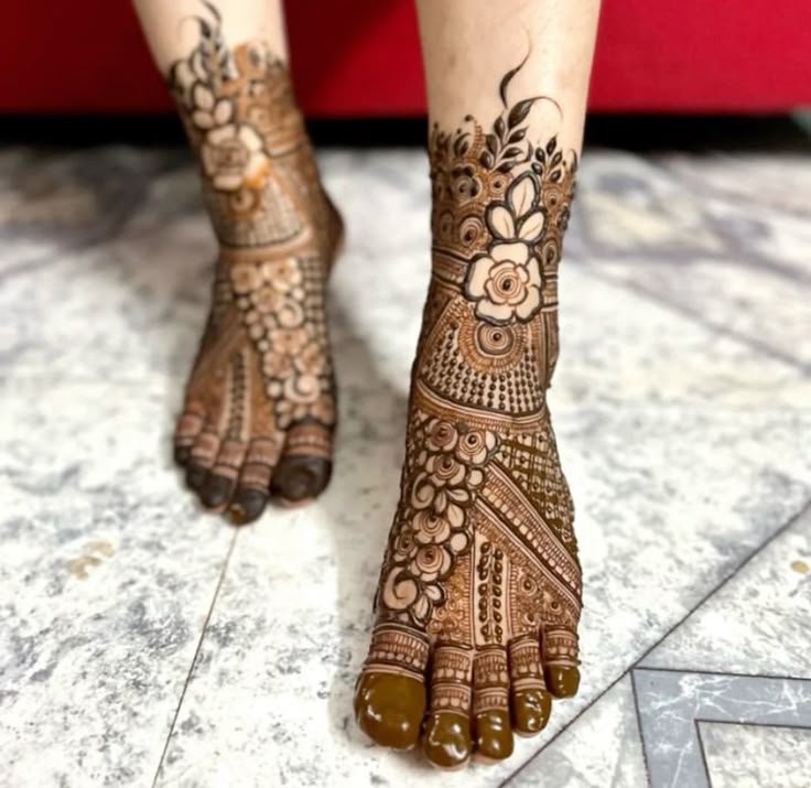 floral leg mehndi for girls floral leg mehndi for girls