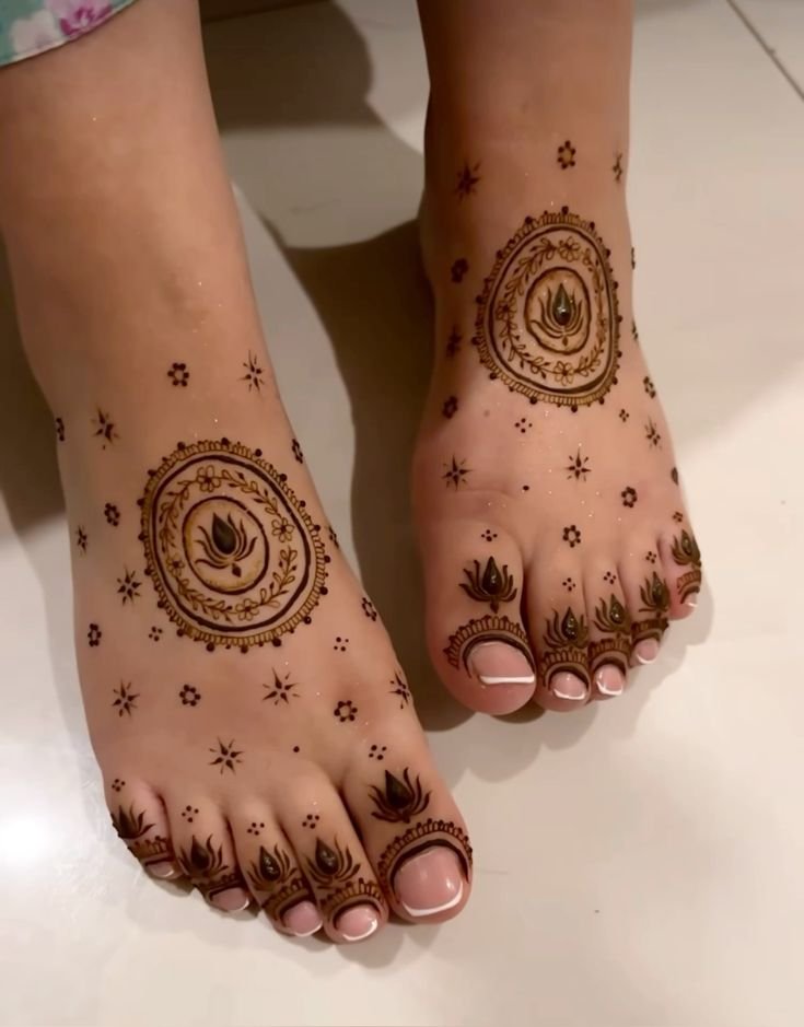 leg mehndi design HD image leg mehndi design HD image
