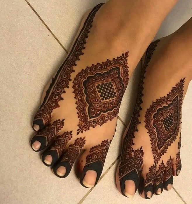 minimalistic foot mehndi minimalistic foot mehndi