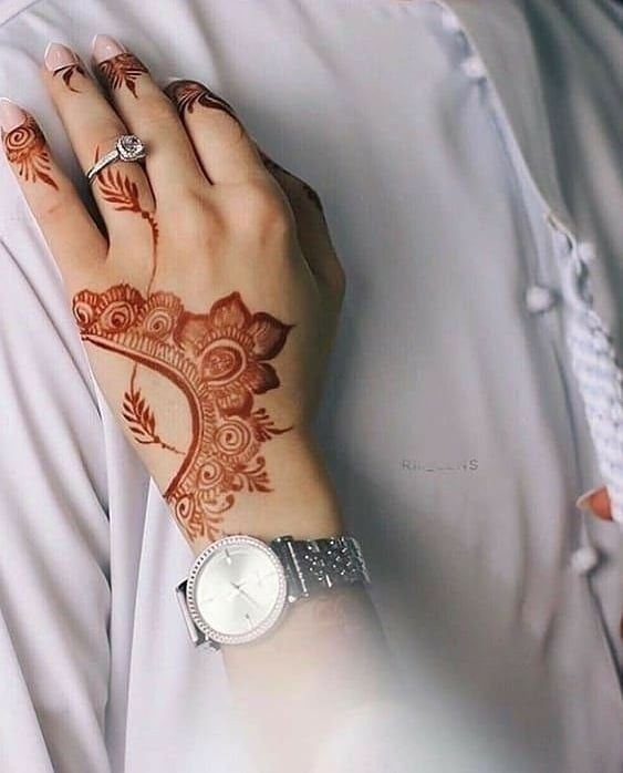 modern back hand henna modern back hand henna