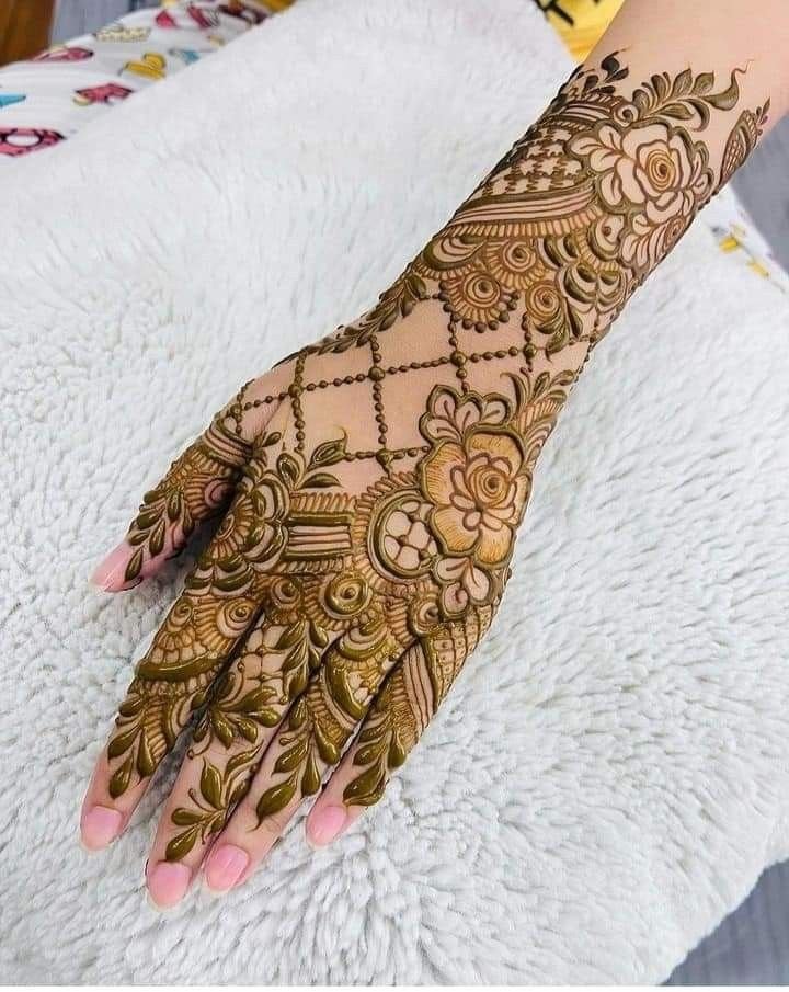 new back hand mehndi design 2025 new back hand mehndi design