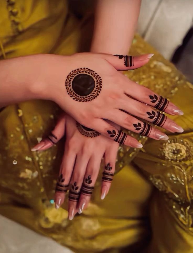 round mehndi design round mehndi design
