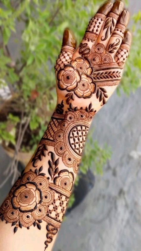 royal mehndi for legs royal mehndi for legs