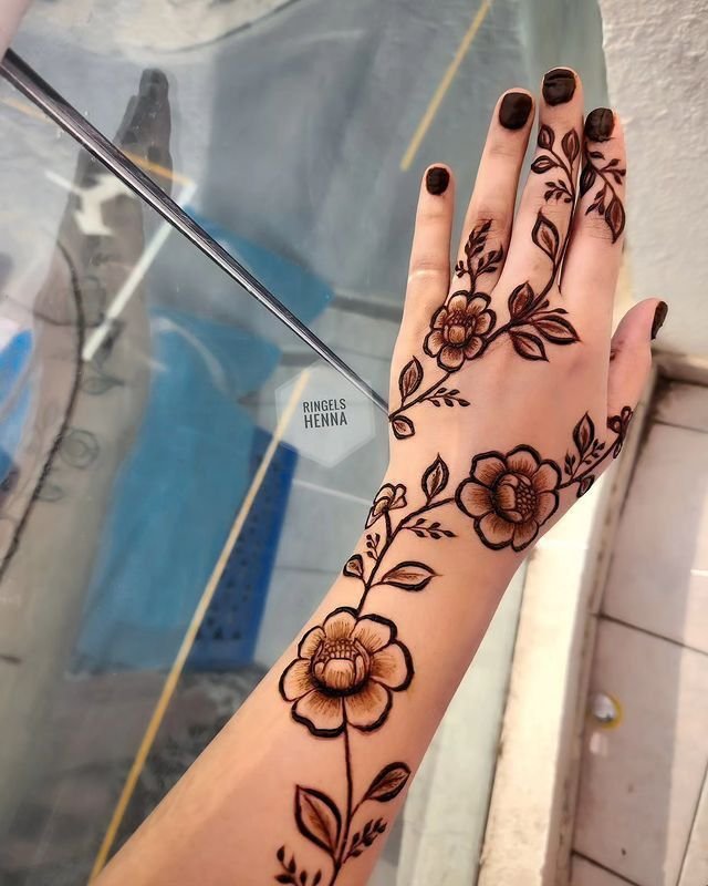 simple royal mehndi design simple royal mehndi design