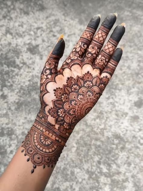 simple to royal mehndi simple to royal mehndi