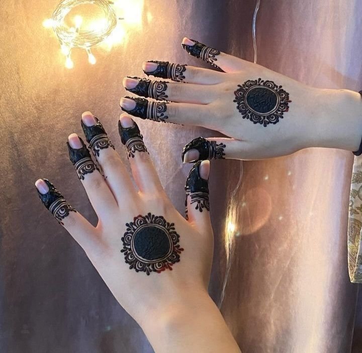 small gol tikki mehndi small gol tikki mehndi
