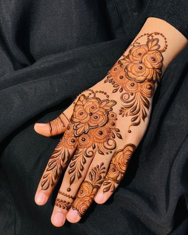 stunning royal dulhan mehndi stunning royal dulhan mehndi